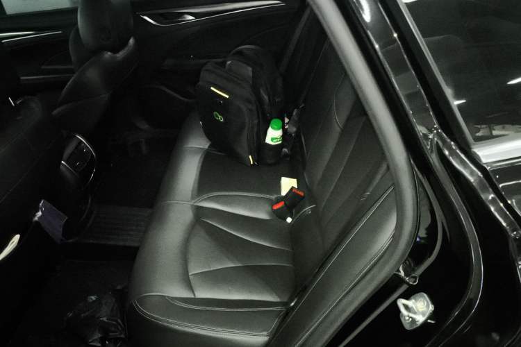 Used Buick LaCrosse 2022 652T Luxury Version Left Rear Seat