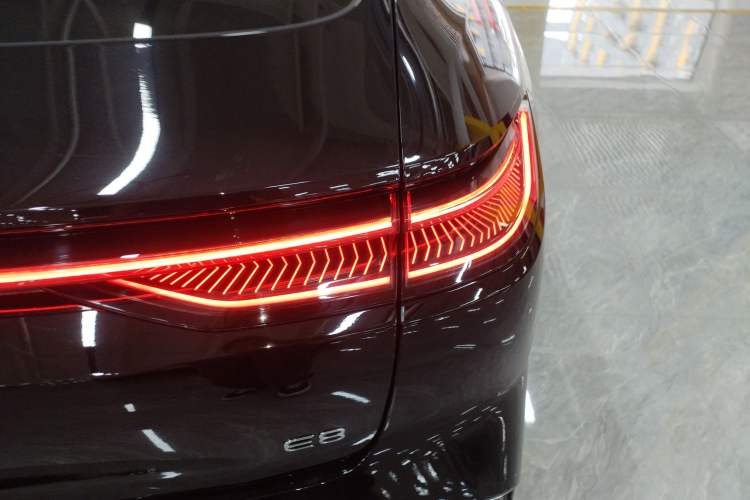 Used Geely Galaxy E8 2025 575 km Exploration Intelligent Driving Edition
