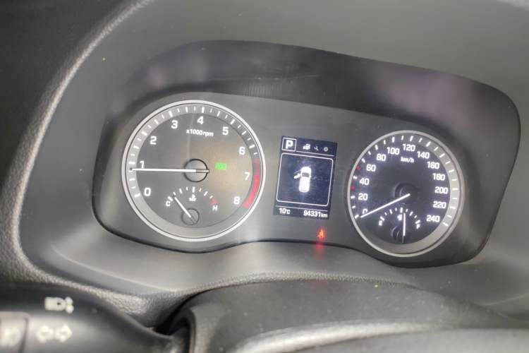 Used Hyundai Tucson 2015 1.6T Dual-Clutch Two-Wheel-Drive Leading Model
