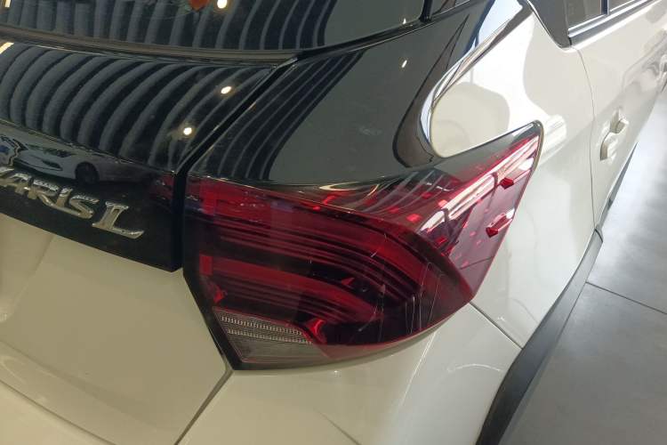 Used Toyota YARiS L Zhi Xuan 2021 X-Trail 1.5L CVT Leading Edition Right Rear Taillight