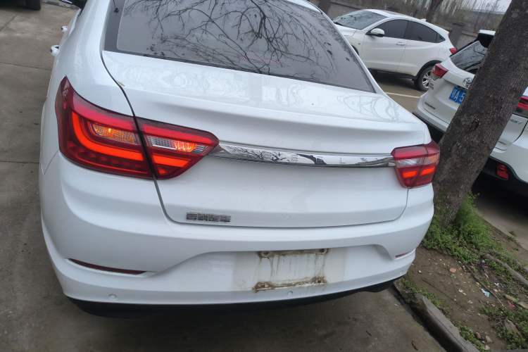 Used Geely Auto Vision 2020 Revised Version 1.5L CVT Asian Games Edition
