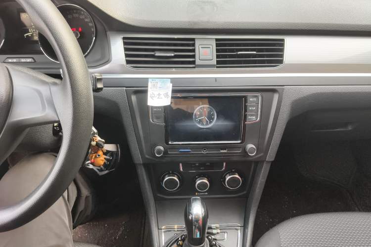 Used Volkswagen Bora 2018 1.5L Automatic Fashion Model
