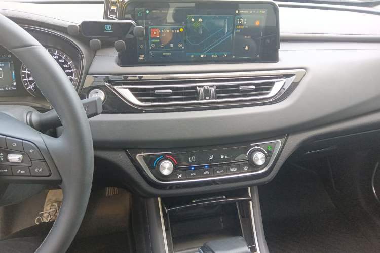 Used CHANGAN Ruicheng CC 2022 Blue Whale Edition 1.5T DCT Luxury Model