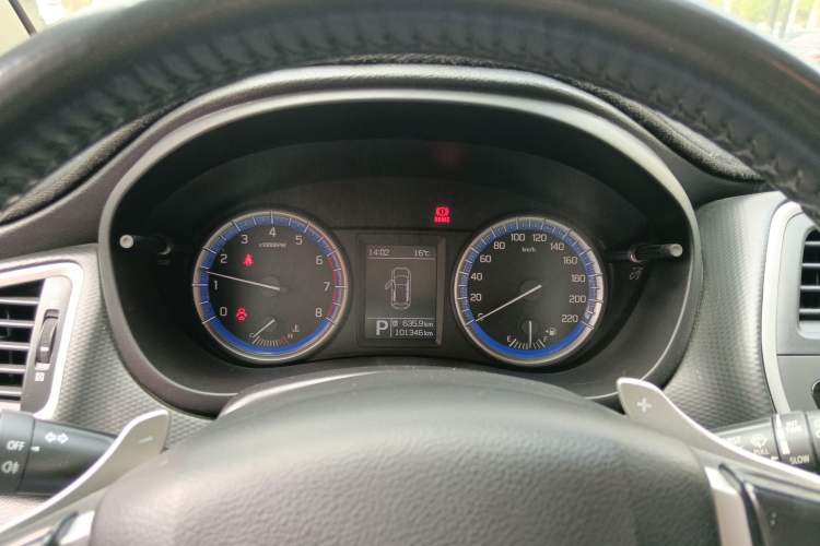 Used Suzuki S-Cross 2014 1.6L CVT Two-Wheel Drive Elite Version
