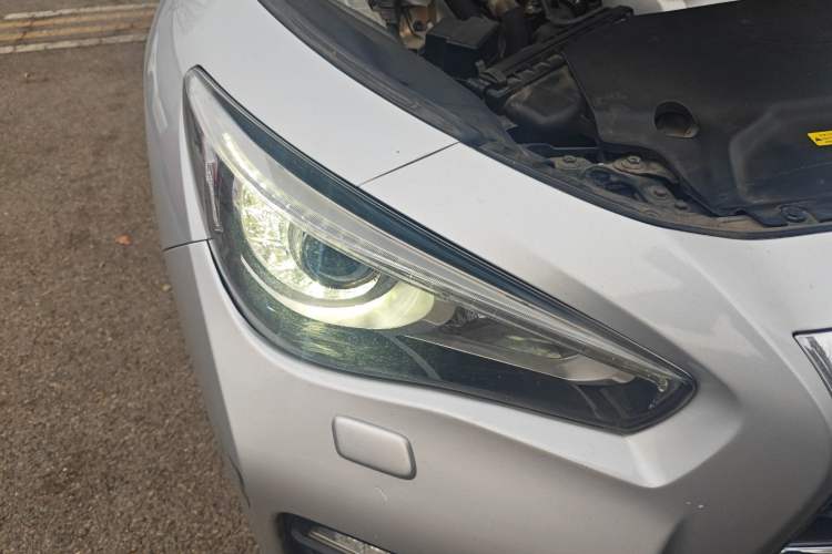 Used Infiniti Q50 2017 3.5L Hybrid
