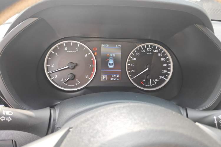 Used Nissan Sylphy 2026 Model 1.6L CVT Worry-Free Edition Instrument Cluster