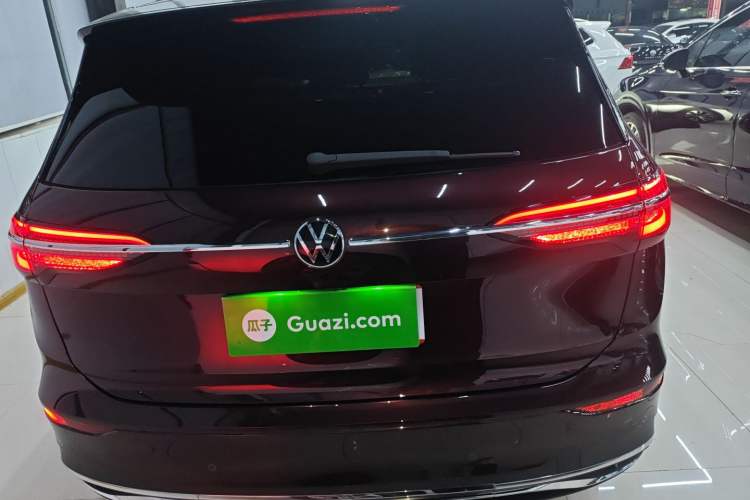 Used Volkswagen Viloran 2022 380TSI Prestige Edition
