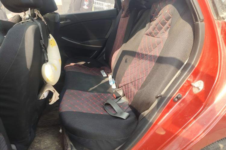 Used Hyundai Verna Ray 2014 1.4L Manual GLX
