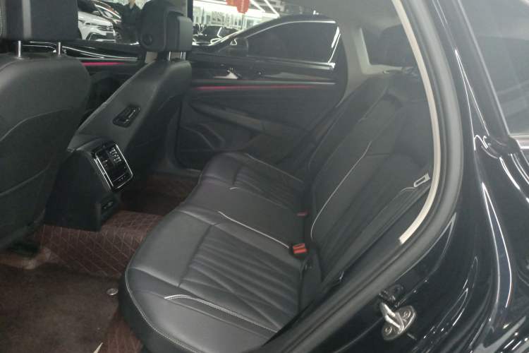 Used Volkswagen Passat 2023 Facelift 330TSI Luxury Edition