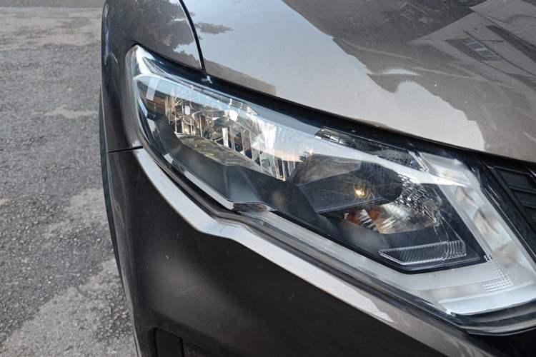 Used Nissan X-Trail 2021 2.0L CVT 2WD XL ITS SmartConnect Comfort Edition Right Front Headlight