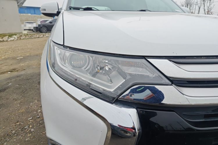 Used Mitsubishi Outlander 2018 2.0L Two-Wheel Drive Glory Edition 5 Seats