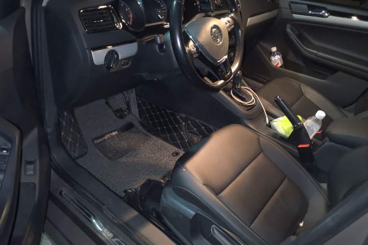 Used Volkswagen Sagitar 2017 1.6L Automatic Comfort Model
