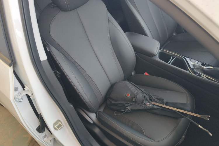 Used Buick Verano 2023 Pro Enjoyment Edition Right Front Seat