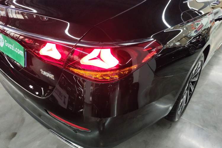 Used Mercedes-Benz E-Class 2024 E 300 L Luxury Model
