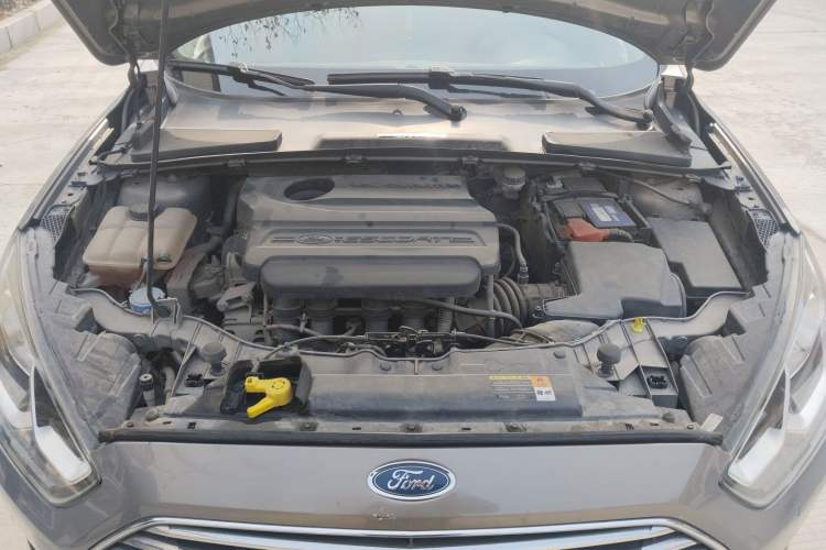 Used Ford Escort 2015 1.5L Manual Comfort Model
