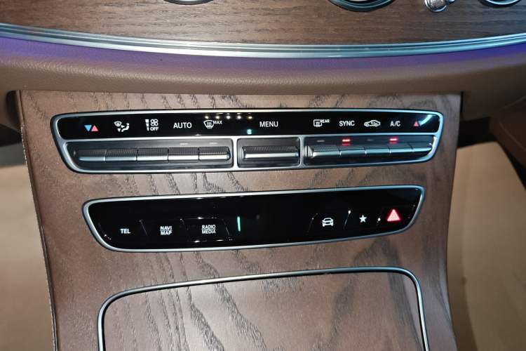 Used Mercedes-Benz E-Class 2023 Updated E 300 L Fashion Edition
