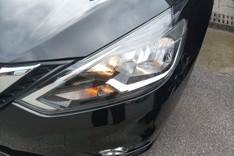 Used Nissan Sylphy 2021 Classic 1.6XL CVT Luxury Edition Left Front Headlight