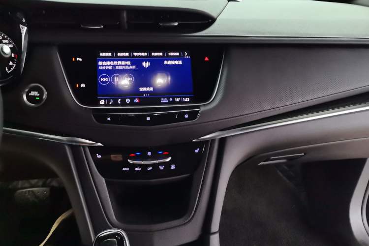 Used Cadillac XT5 2021 2.0T Two-Wheel Drive Luxury Version