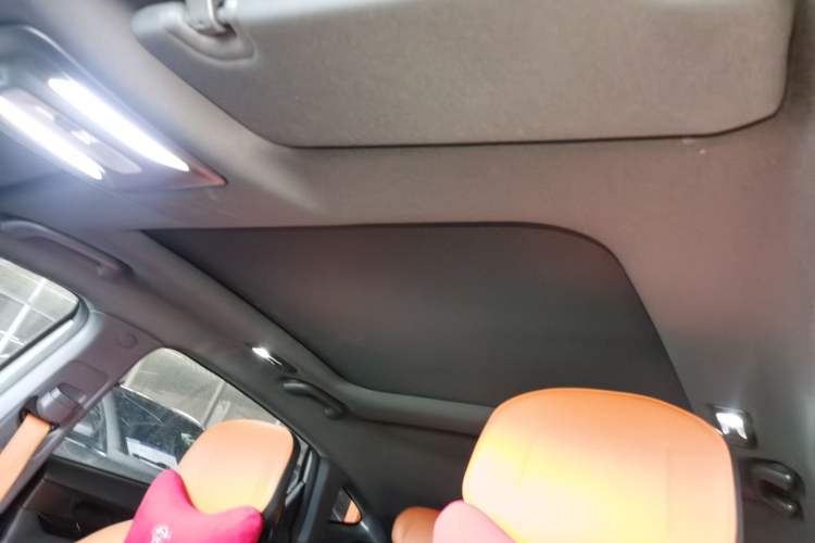 Used Changan UNI-V 2022 1.5T Smart Navigation Version