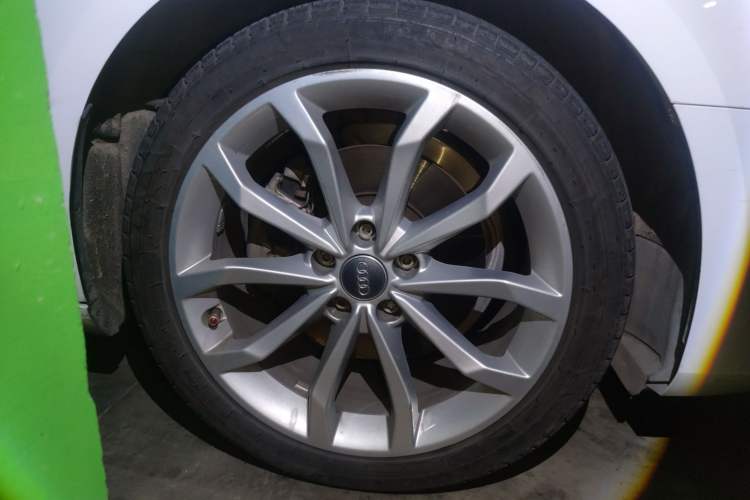 Used Audi A4L 2018 30th Anniversary Edition 40 TFSI Fashion Model