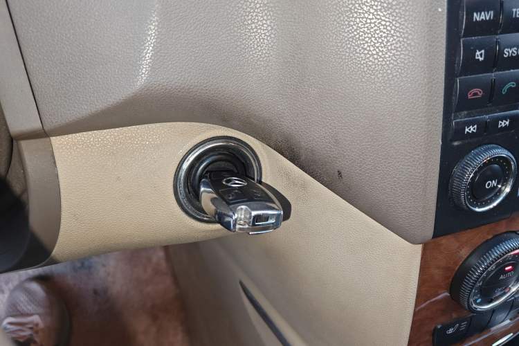 Used Mercedes-Benz M-Class 