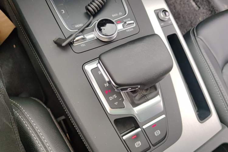 Used Audi Q5L 2020 Updated 40 TFSI Prestige Fashion Edition