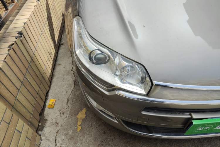 Used Citroen C5 2010 2.3L Automatic Luxury Edition Right Front Headlight