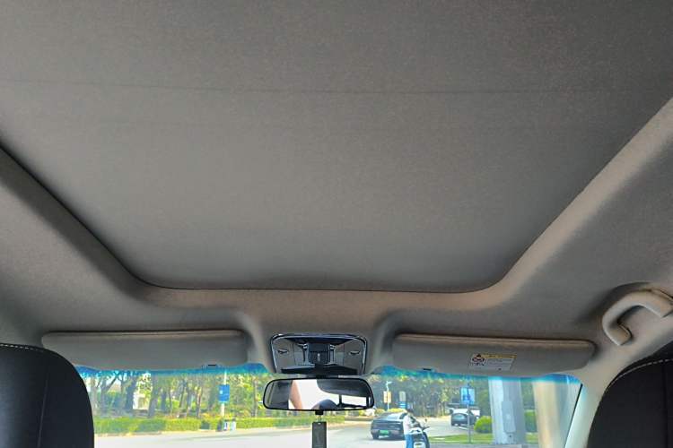 Used JETOUR X90 2019 1.6T DCT Luxury Travel Edition 6 Seats China VI Standard Headliner