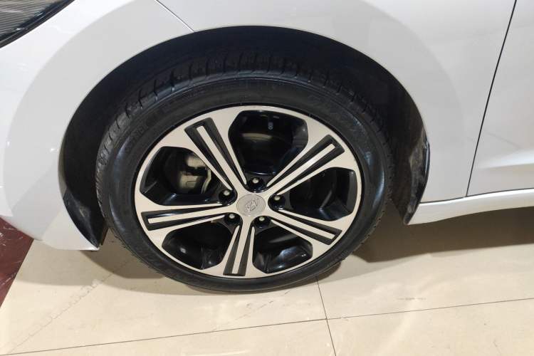 Used Hyundai Elantra (6th Generation / Lingdong) 2018 1.4T Dual-Clutch Xuan Dong · Dynamic Edition