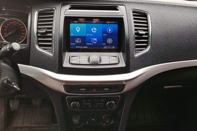 Used Geely Auto Vision 2017 1.5L Manual Happiness Edition Audio And AC Panel