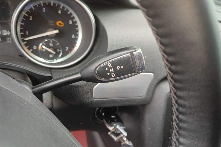 Used Mercedes-Benz R-Class 2014 R 320 4MATIC Business Model