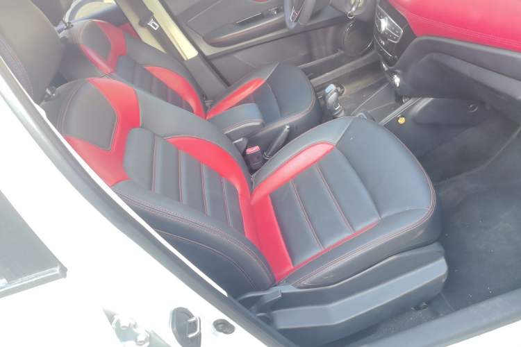 Used Haval H1 2015 1.5L AMT Luxury Model
