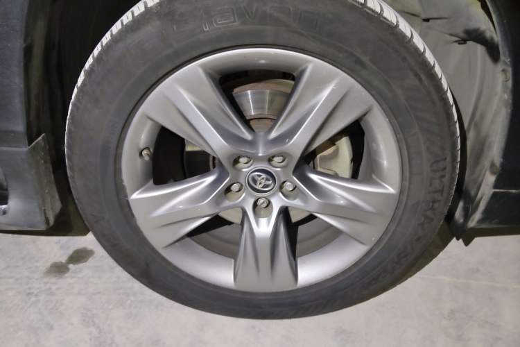 Used Toyota Highlander 2017 2.0T Four-Wheel Drive Luxury Edition 7 Seats