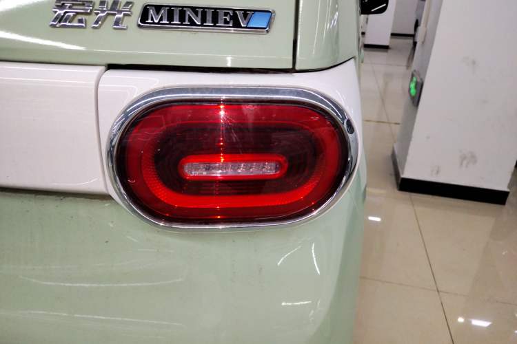 Used Wuling Hongguang MINIEV 2024 3rd Generation 215km Advanced Version