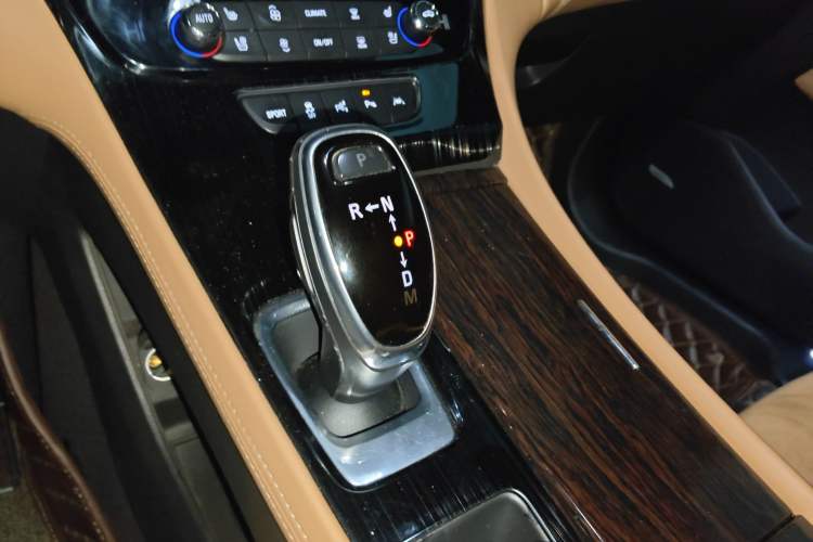 Used Buick LaCrosse 2016 28T Luxury Version