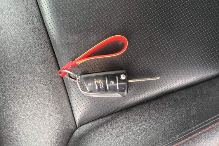 Used JAC Group Refine S3 2016 1.5L Manual Luxury Smart Version Interior 1