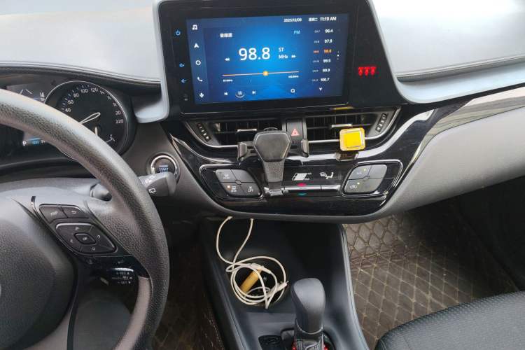 Used Toyota IZOA 2021 2.0L Enjoy Edition
