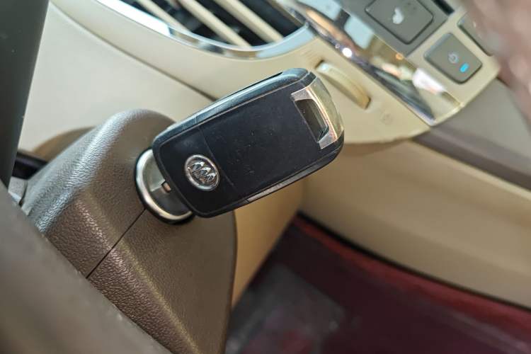 Used Buick LaCrosse 2011 2.4L SIDI Elegant Edition