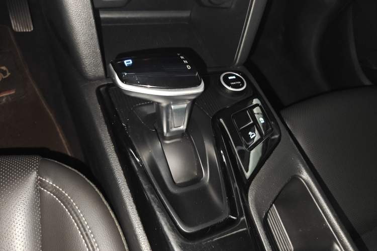 Used Hyundai ix35 2021 2.0L Automatic 2WD GLS Leading Edition Gear Lever