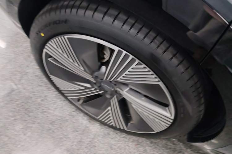 Used Lynk & Co 08 EM-P 2025 245km Ultra-Long Range Halo
