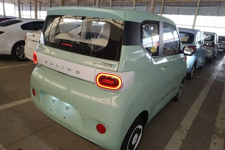 Used Wuling Hongguang MINIEV 2024 3rd Generation 215km Youth Edition