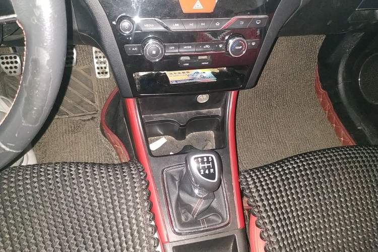 Used BAIC Senova X25 2015 1.5L Manual Elite Edition