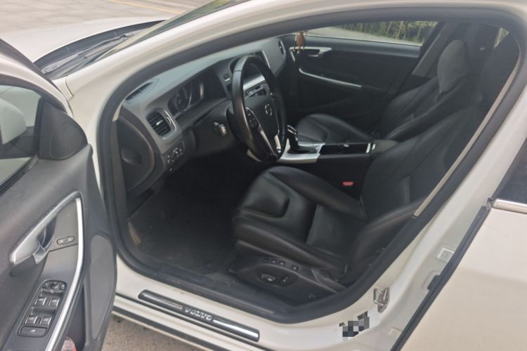 Used Volvo S60 2019 S60L Facelift T5 Intelligent Advanced Edition
