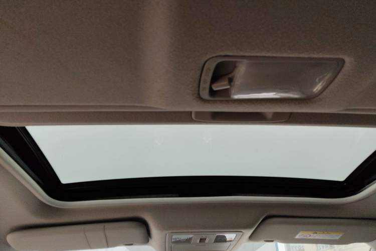 Used Nissan Tiida 2020 1.6L CVT Cool Edition
