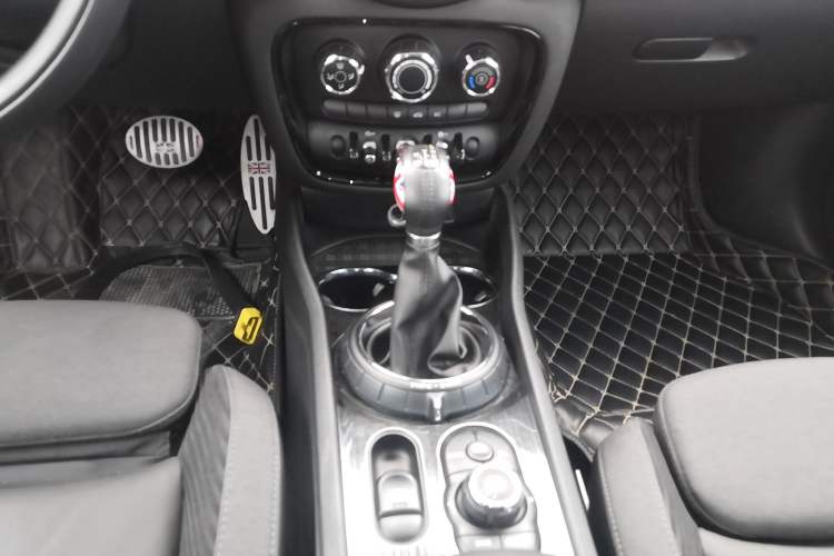 Used MINI Clubman 2016 Revised 1.5T COOPER
