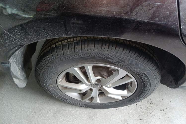 Used JMC Yusheng S330 2016 1.5L GTDi Automatic Two-Wheel Drive Comfort Edition
