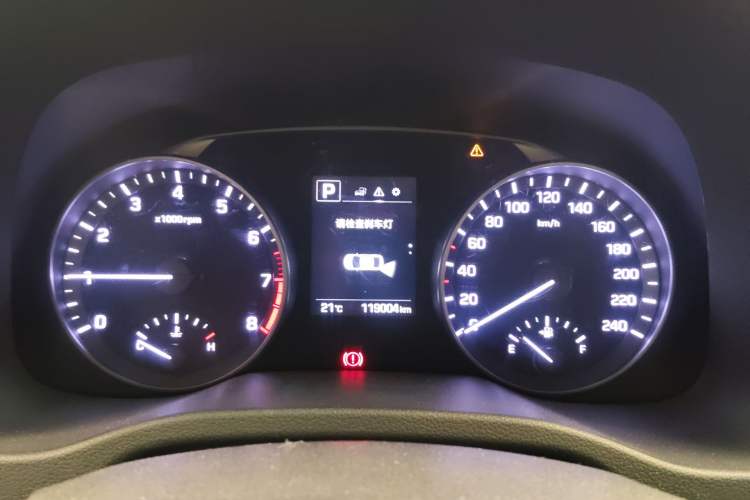 Used Hyundai Elantra (6th Generation / Lingdong) 2016 1.6L Automatic ZhiXuan – Elite Version
