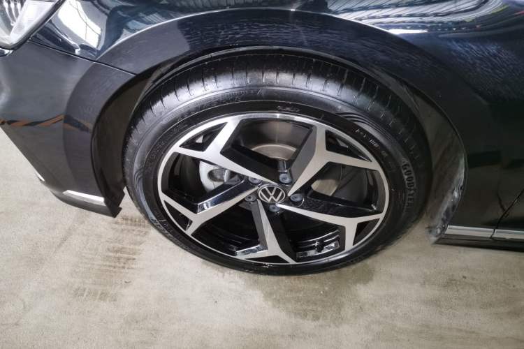 Used Volkswagen Magotan 2023 2 Million Units Commemorative Edition 330TSI DSG Luxury Version