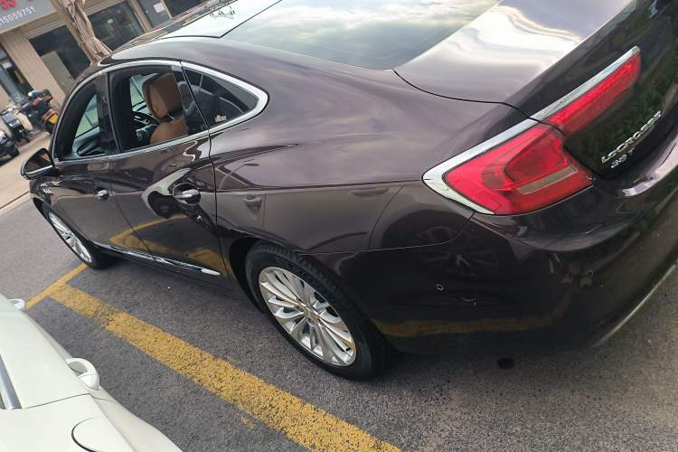 Used Buick LaCrosse 2018 28T Elite Edition