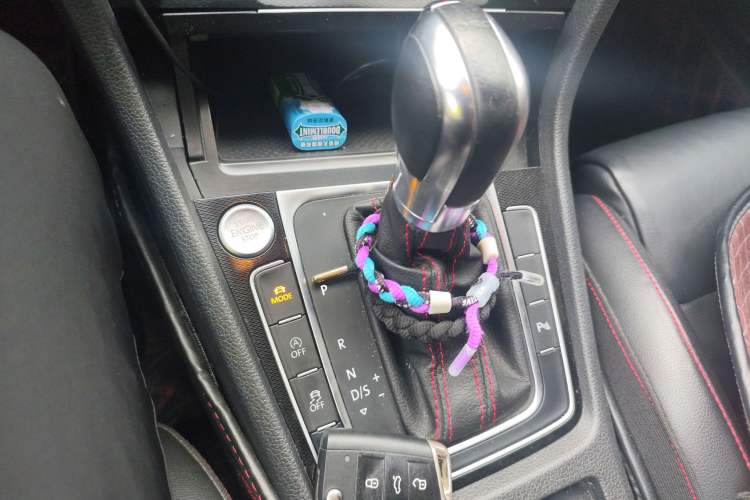 Used Volkswagen Golf GTI 2016 2.0 TSI GTI Gear Lever